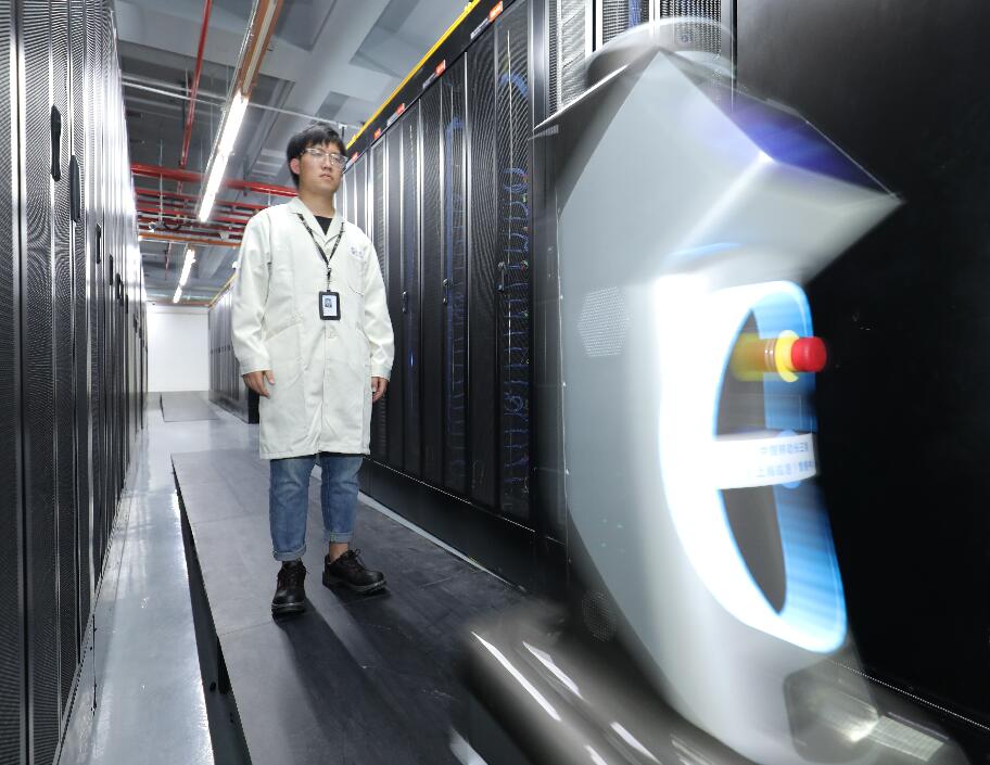 上海移動智慧雙千兆服務(wù)智慧臨港 助力臨港新片區(qū)領(lǐng)跑數(shù)字化轉(zhuǎn)型
